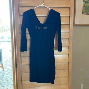 Bebe long sleeve dress super cute and fun!